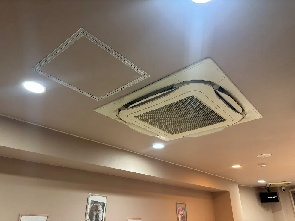 神戸市の業務用エアコン 施工前